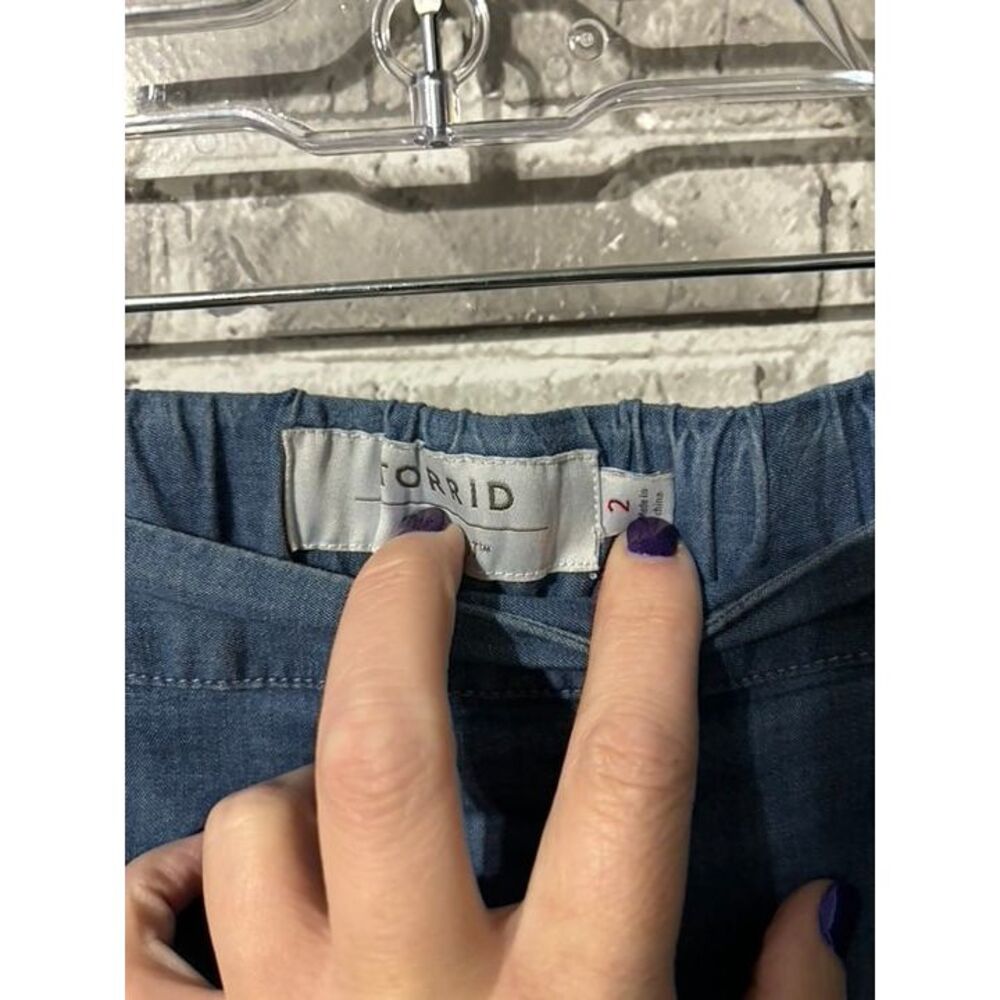 Blue Chambray Pull-On Short - Picture 4 of 4